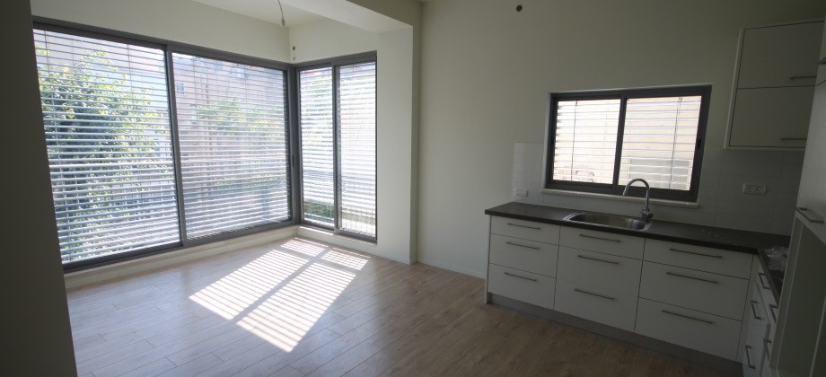 3 Pièces (2 ème étage) Kikar Rabin 78m² 3 Pièces (2 ème étage) Kikar Rabin 78m²