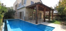 Villa Atypique 3 étage 850m² Kfar Shemaryahu Villa Atypique 3 étage 850m² Kfar Shemaryahu