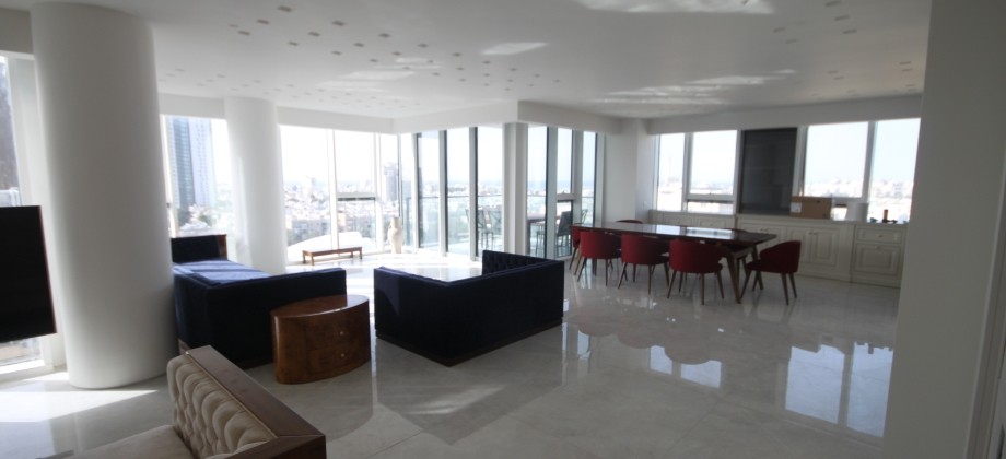 5 Pièces (étage élevé) Arlozorov – Ibn Gavirol 320m² 5 Pièces (étage élevé) Arlozorov – Ibn Gavirol 320m²