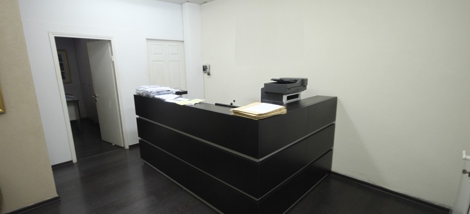 Bureaux (1er étage) Kikar Rabin 65m² Bureaux (1er étage) Kikar Rabin 65m²
