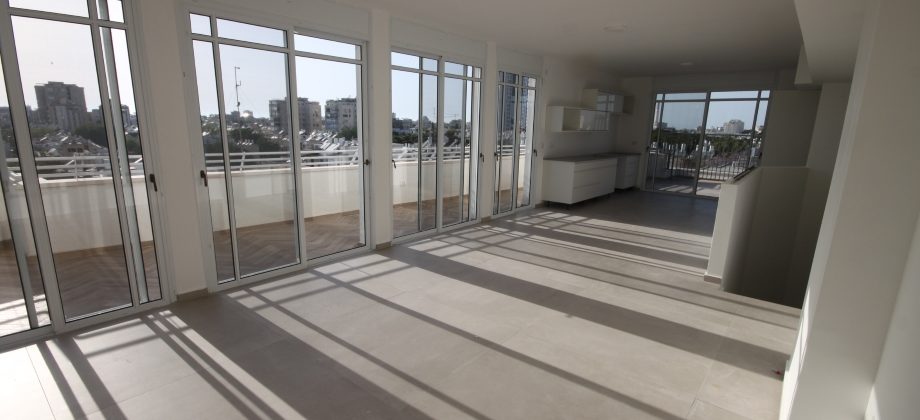 Penthouse Duplex (5 ème étage) Alkharizi 190m² Penthouse Duplex (5 ème étage) Alkharizi 190m²