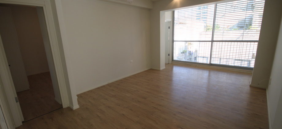 3.5 Pièces (4 ème étage) Quartier Habima 75m² 3.5 Pièces (4 ème étage) Quartier Habima 75m²
