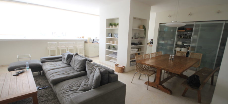 5 Pièces (4 ème étage) Kikar Hamedina 165m² 5 Pièces (4 ème étage) Kikar Hamedina 165m²