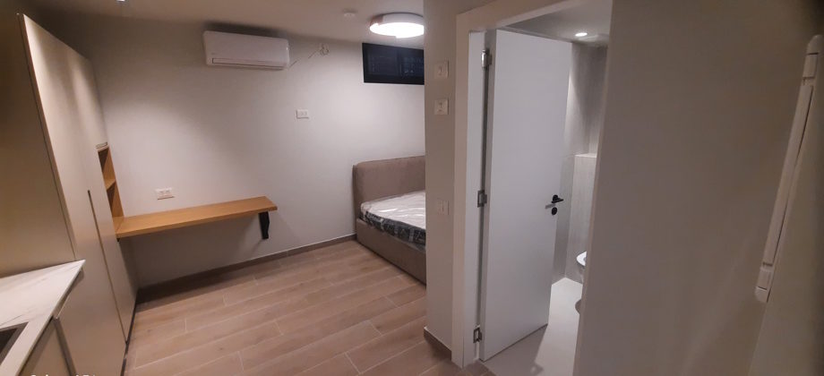 Studio Meublé (Rez de chaussée) Ben Yehuda 22m²