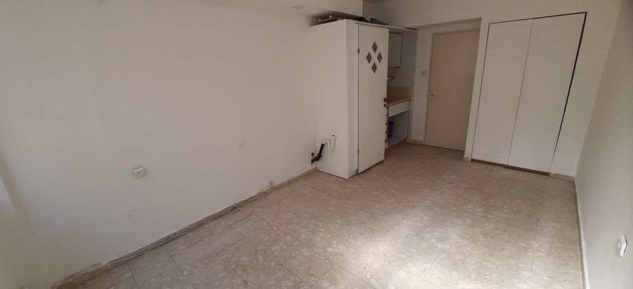 Studio (1.5er étage) Sderot Rothschild 22m²